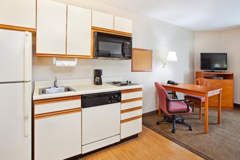 Candlewood Suites Huntersville-Lake Norman Area By Ihg Exterior foto