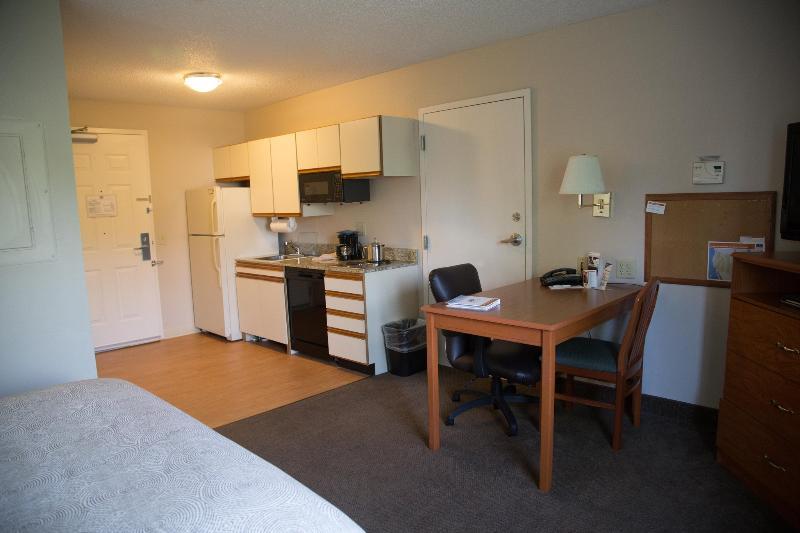 Candlewood Suites Huntersville-Lake Norman Area By Ihg Exterior foto