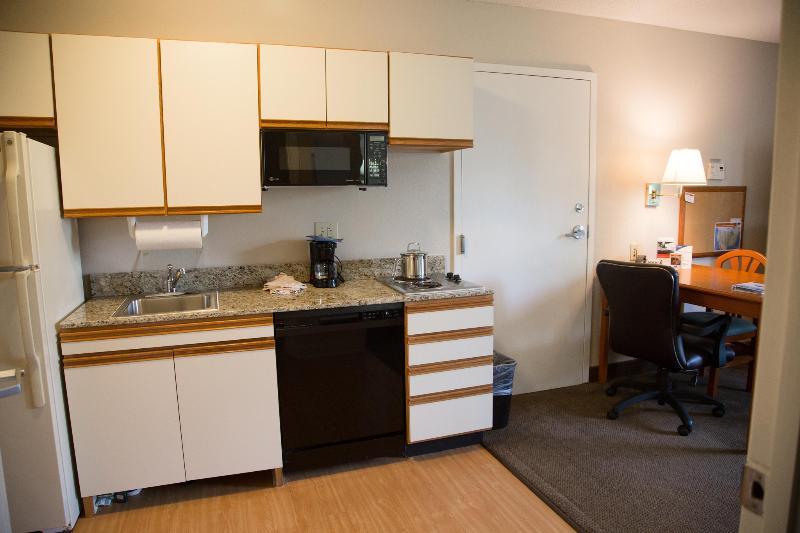 Candlewood Suites Huntersville-Lake Norman Area By Ihg Exterior foto